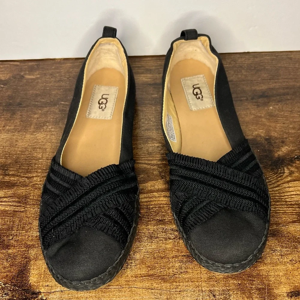 Ugg‎ Ynez Black Canvas Cross-Cross Flat Slip On Braided Sole Shoe Women's 6.5